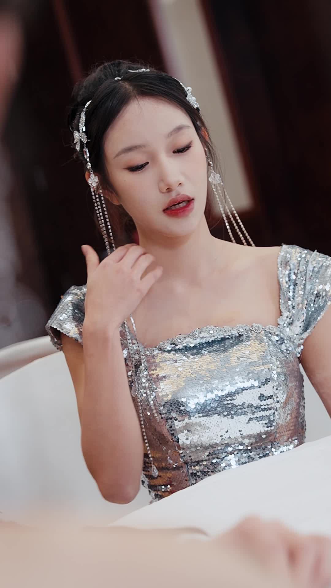 Tập 75 - Người Kế Thừa và Cuộc Hôn Nhân Giả